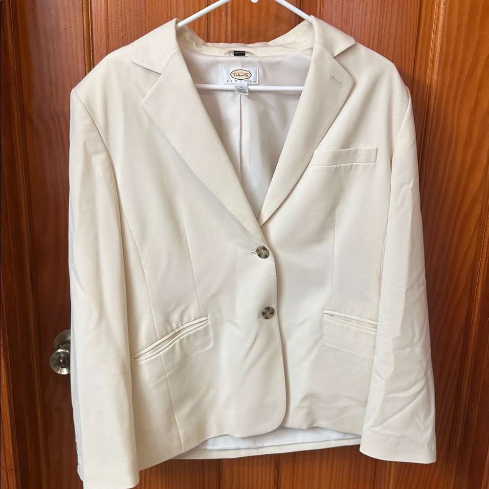 Talbots Blazer and pants crams size 14. Like new condition pants suit. - Picture 4 of 10